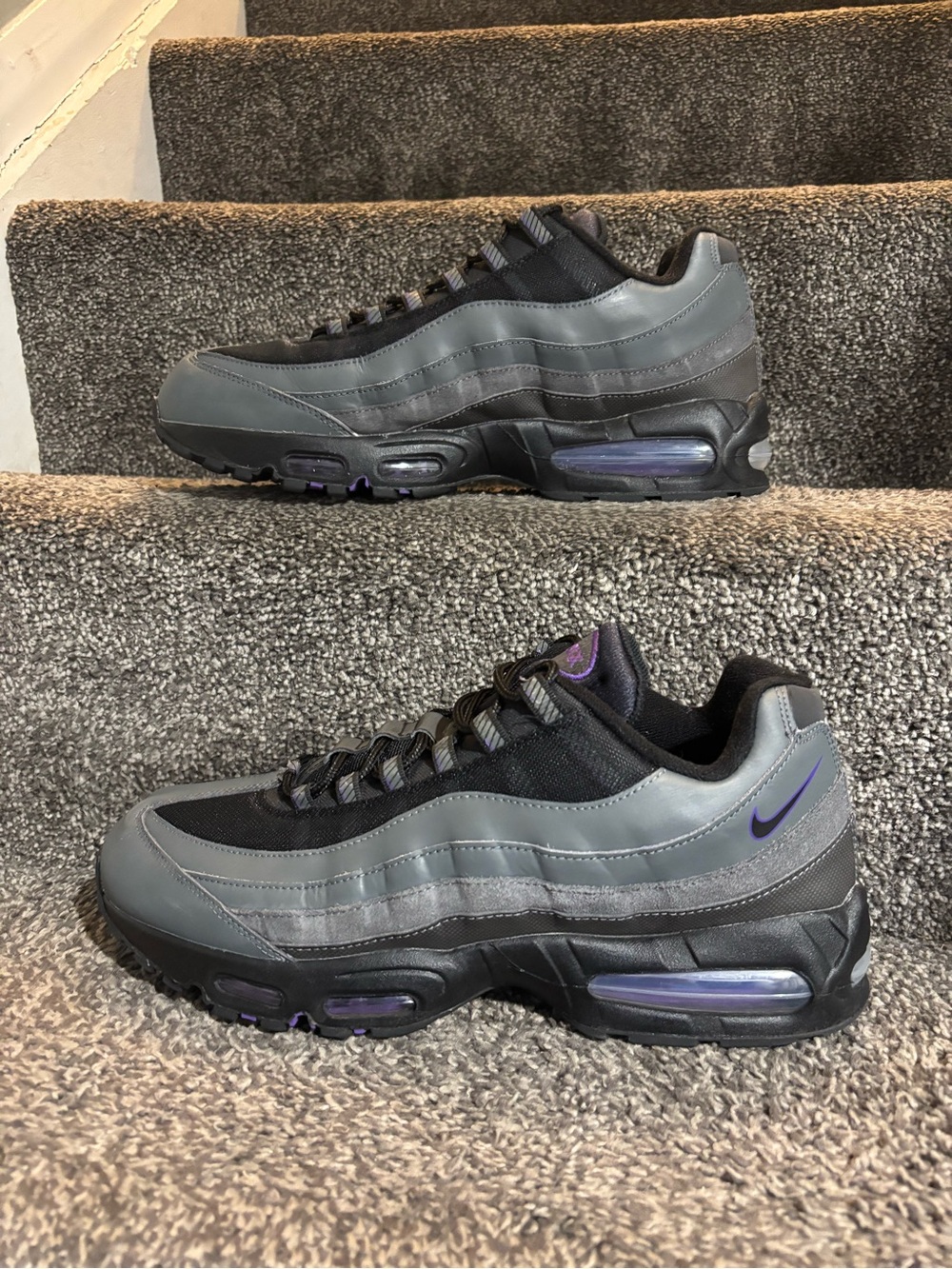 Nike Air Max 95 OG “Big Bubble” Grape Men’s authentic like new and cleaned